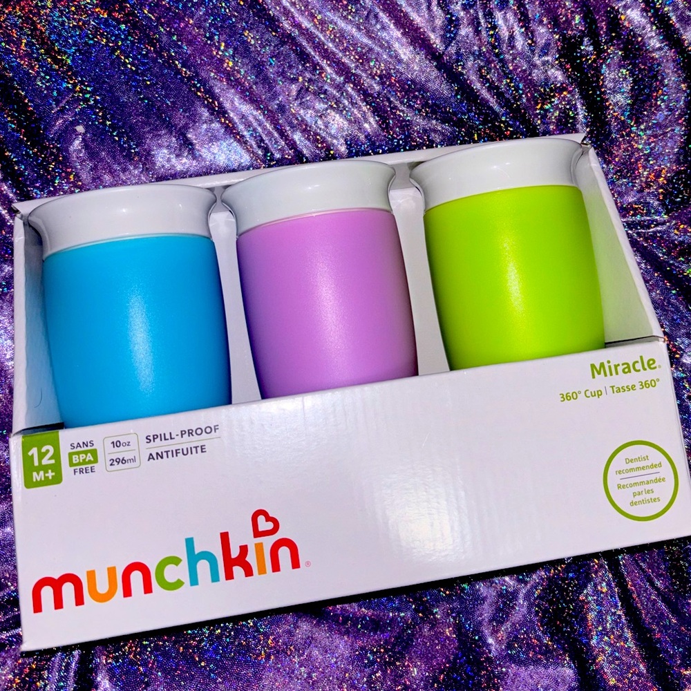 Munchkin spill proof cup set